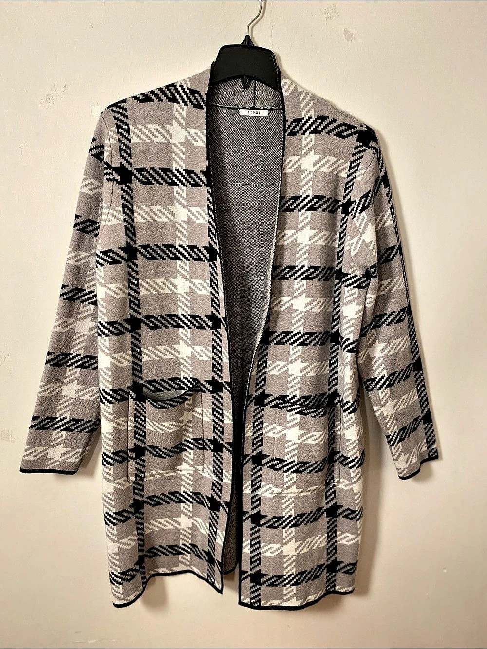Sioni Grey Black White Plaid Knit Open-Front Cardigan with Pockets